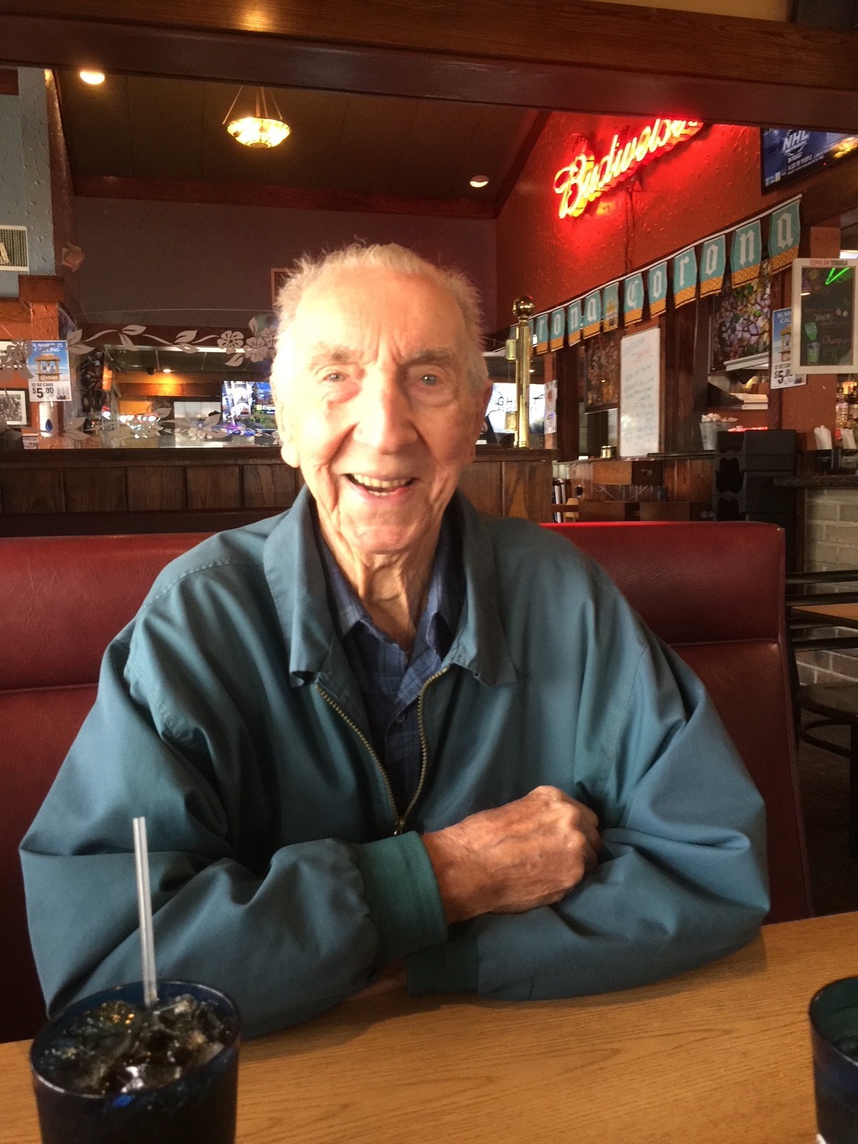 Obituario de James Alvin Bernhardy