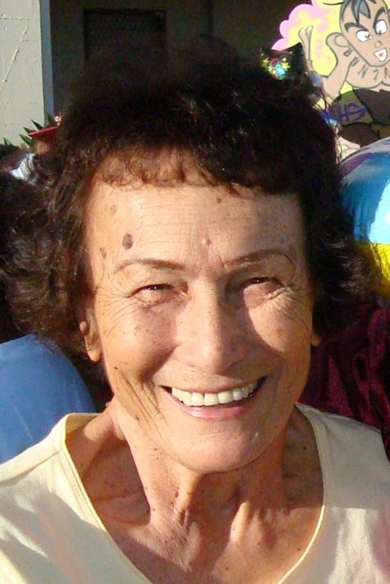 Obituary of Harriet K Leong