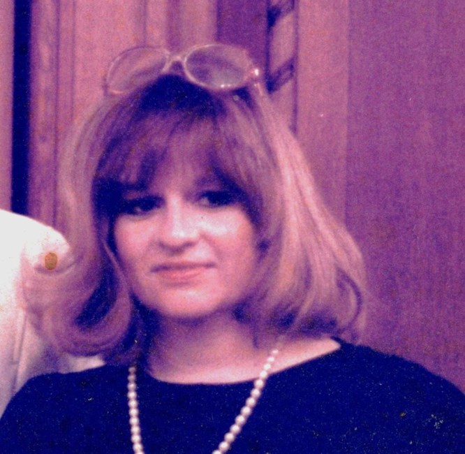 Obituary of Gretchen Fischer Nichols