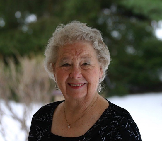 Obituary of Violet N. Renius