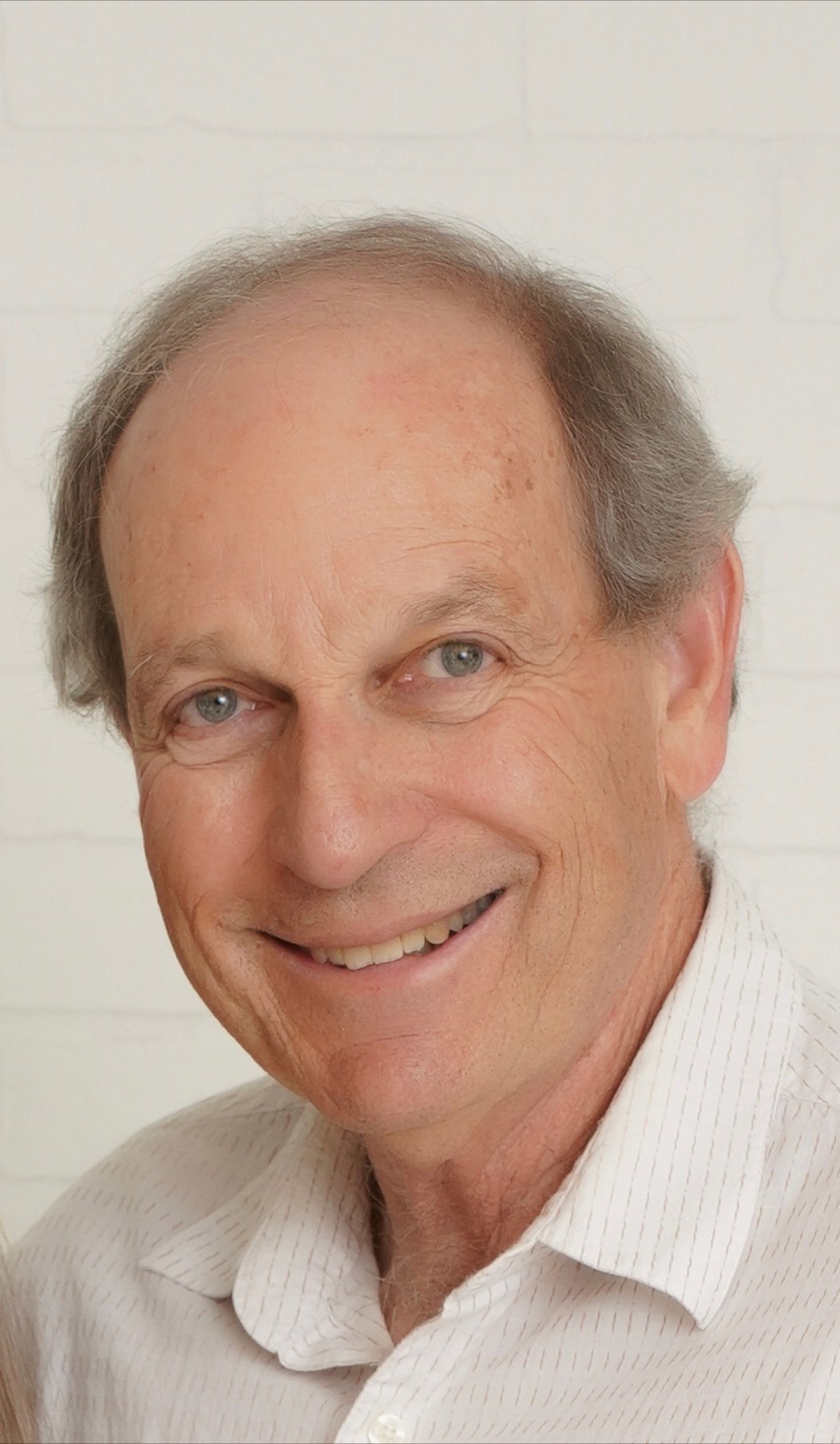 Obituary of Daniel Barry Shapiro