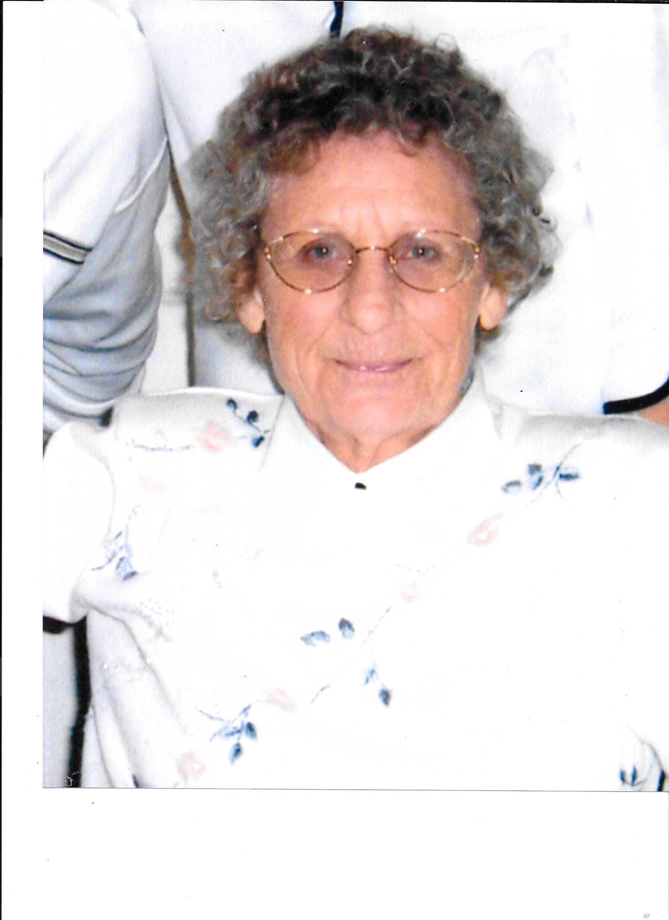 Obituary of Evelyn Upton Nichols