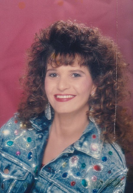 Obituary of Kimberly Wyers