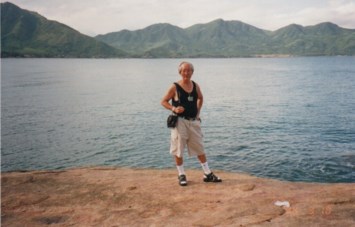 Obituary of Cau van Lu