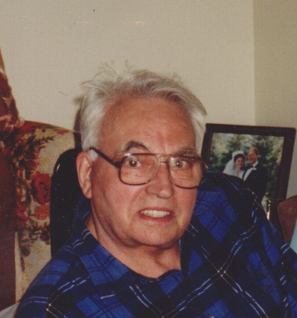 Obituary of Tadeusz Niewiadomski