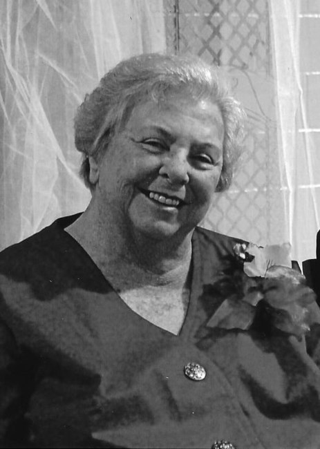 Obituary of Barbara Mecham Hutton