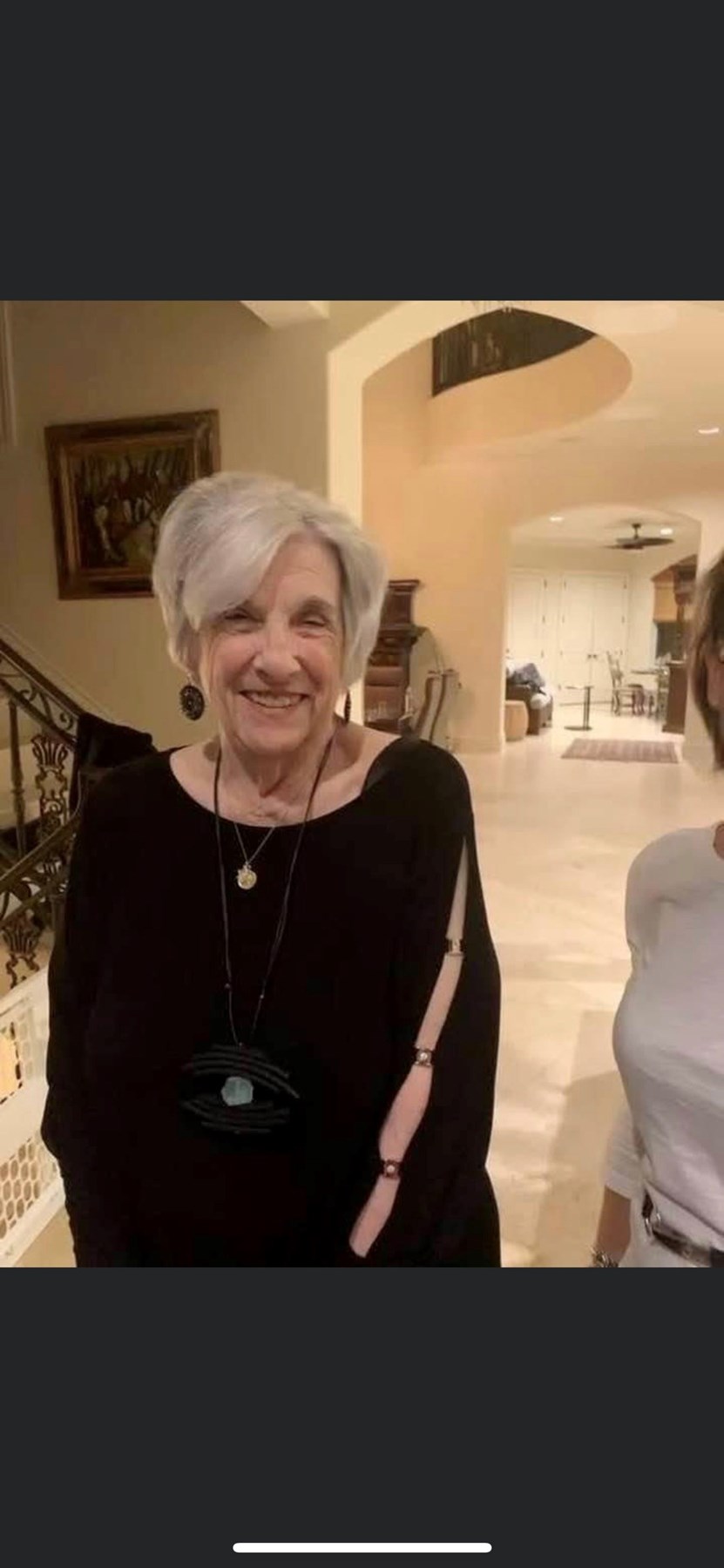 Obituario de Shirley Nora Buch