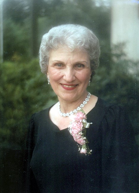 Obituary of Lillian Macri