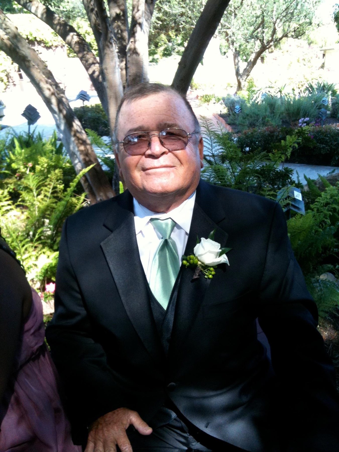 Obituary of Roberto Castaneda Gutierrez