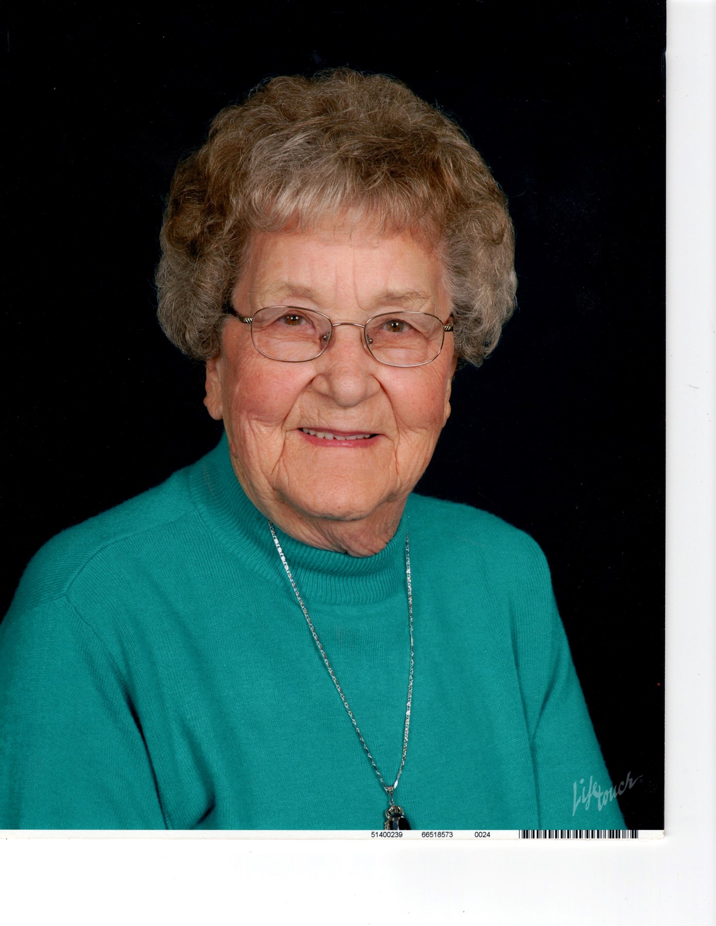 Obituary of Lois Dean Maddux