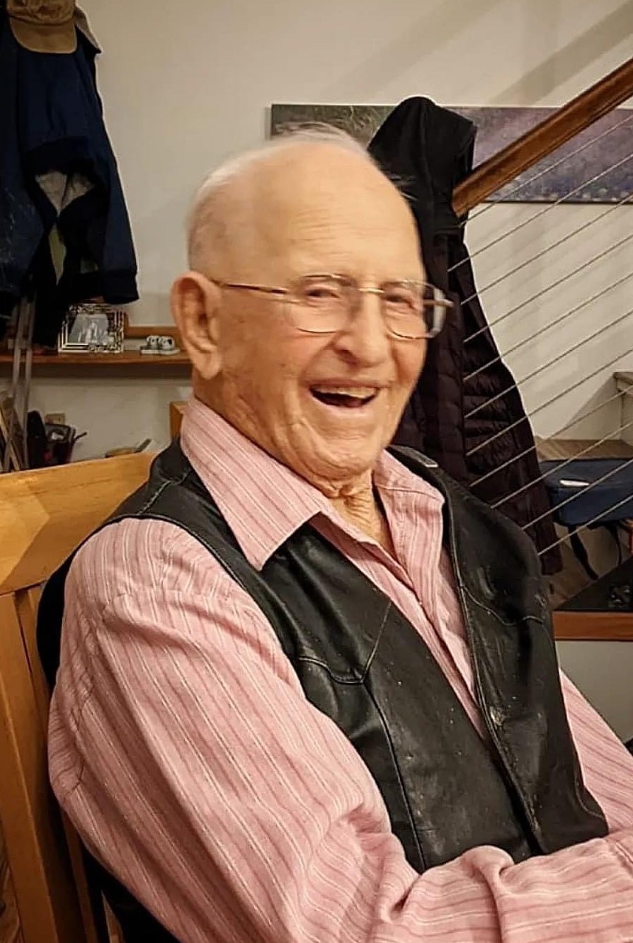 Obituary of Clarence Elwood Smith