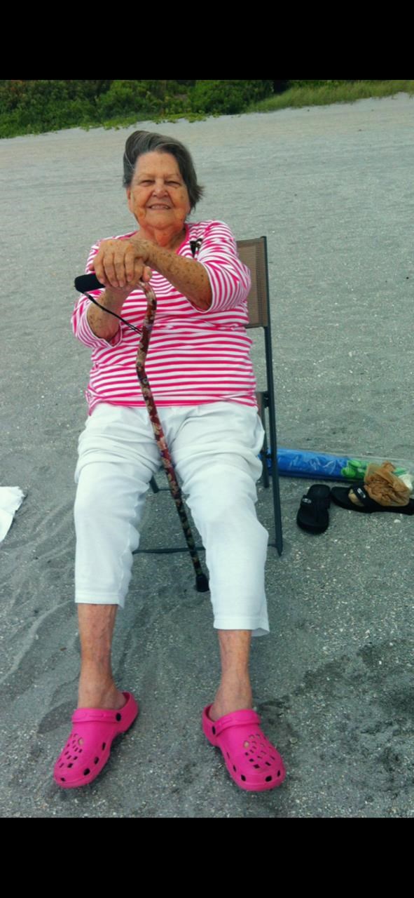 Obituary of Helen Thompson Tucker