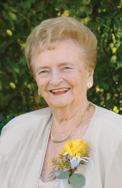 Obituary of Claire H. Ross