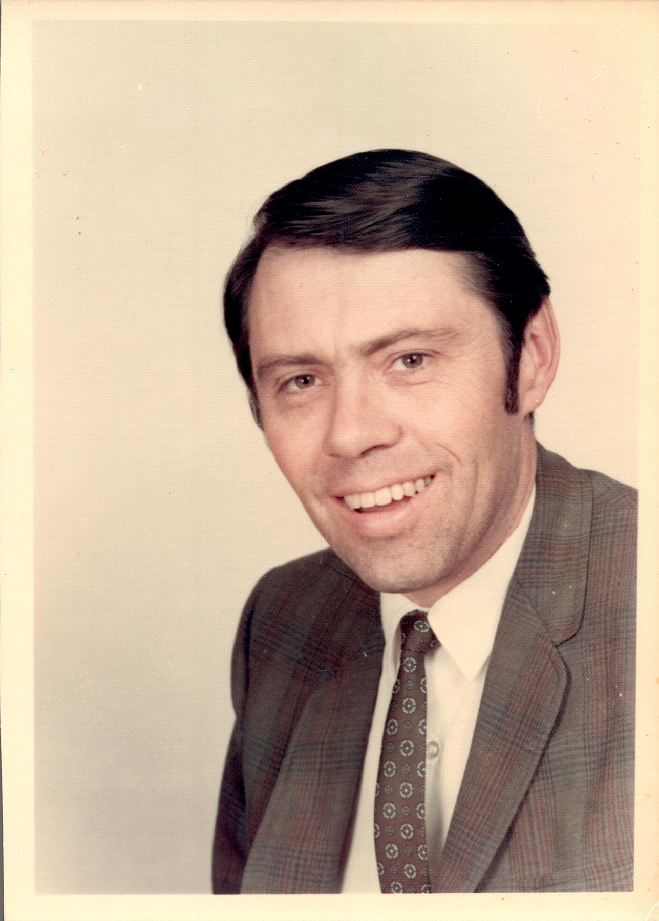 Obituario de John B. Sloan