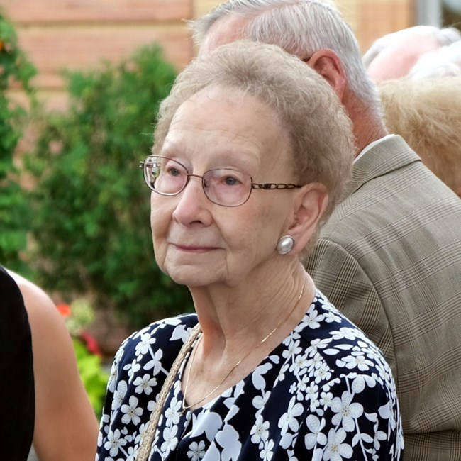 Obituary of Jean Evelyn Ehret