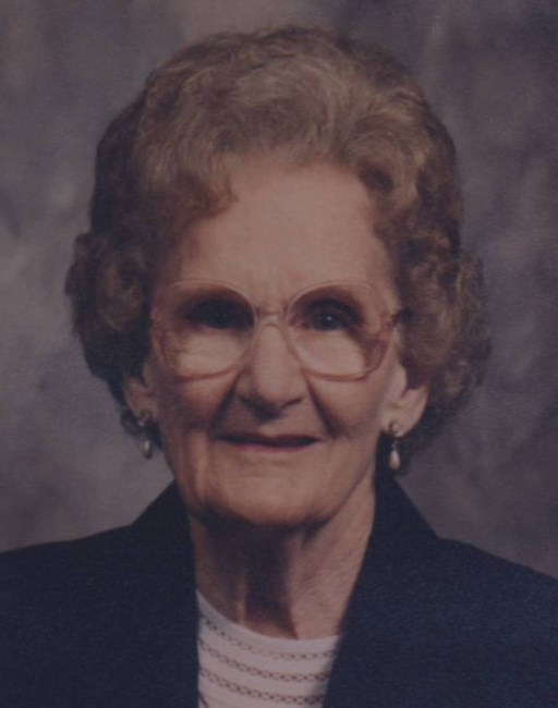 Obituary of Dorothy Ann Calhoun Lloyd