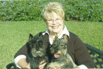 Obituary of Cyntha McPherson Maxwell