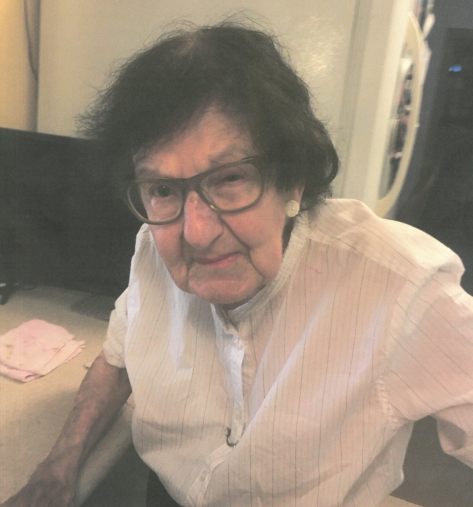 Avis de décès de Ellen M. Aubert