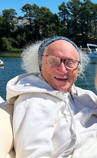 Obituary of Joyce Tomlinson