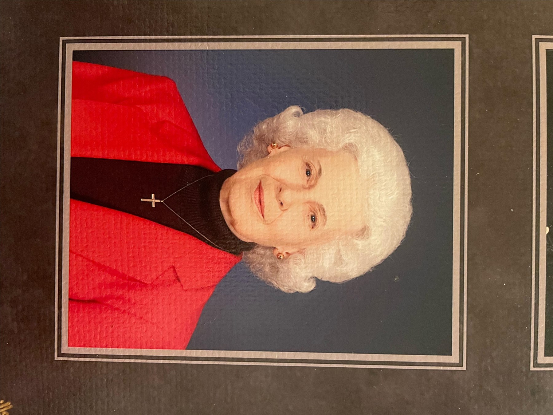 Obituary of Lorraine D. (Jarvis) Whipple