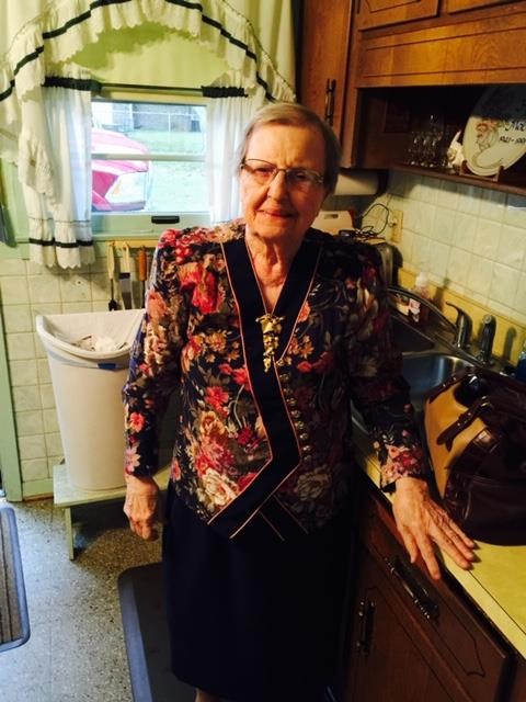 Obituary of Mable J. Ayers