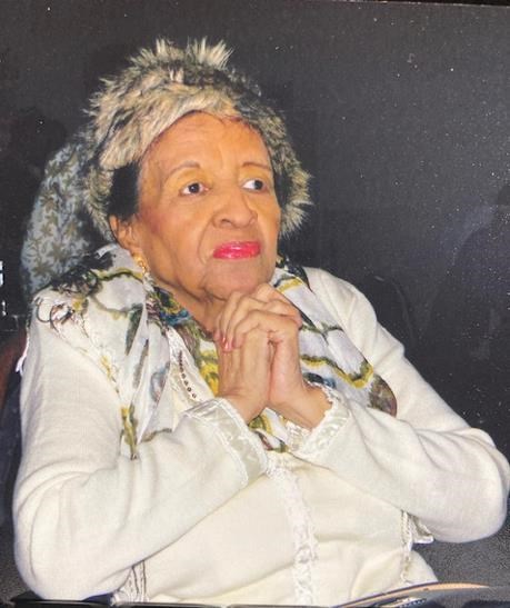 Obituary of Ruth Platt Webb