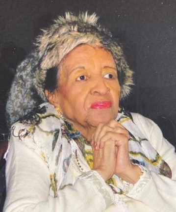 Obituary of Ruth Platt Webb