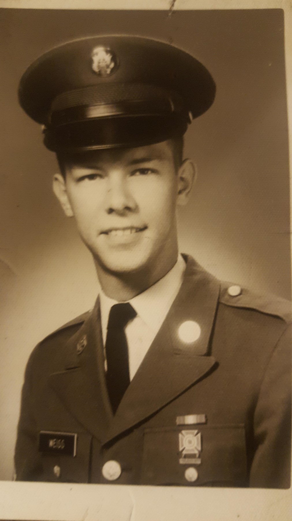 Obituary of Daniel Eugene Weiss