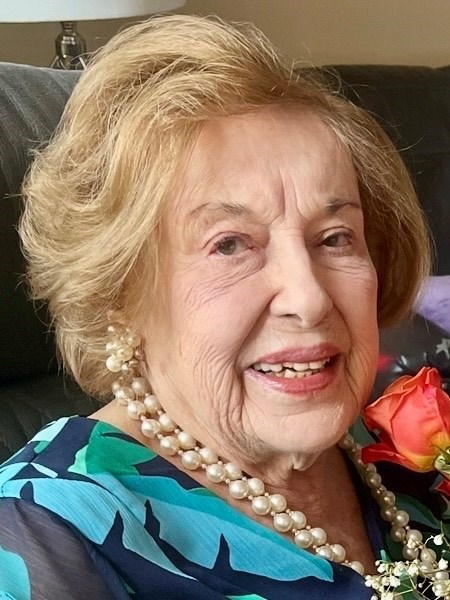 Obituary of Candida R. Pachas