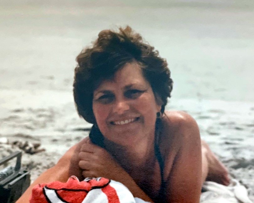 Obituary of Daphne McCallum Sides