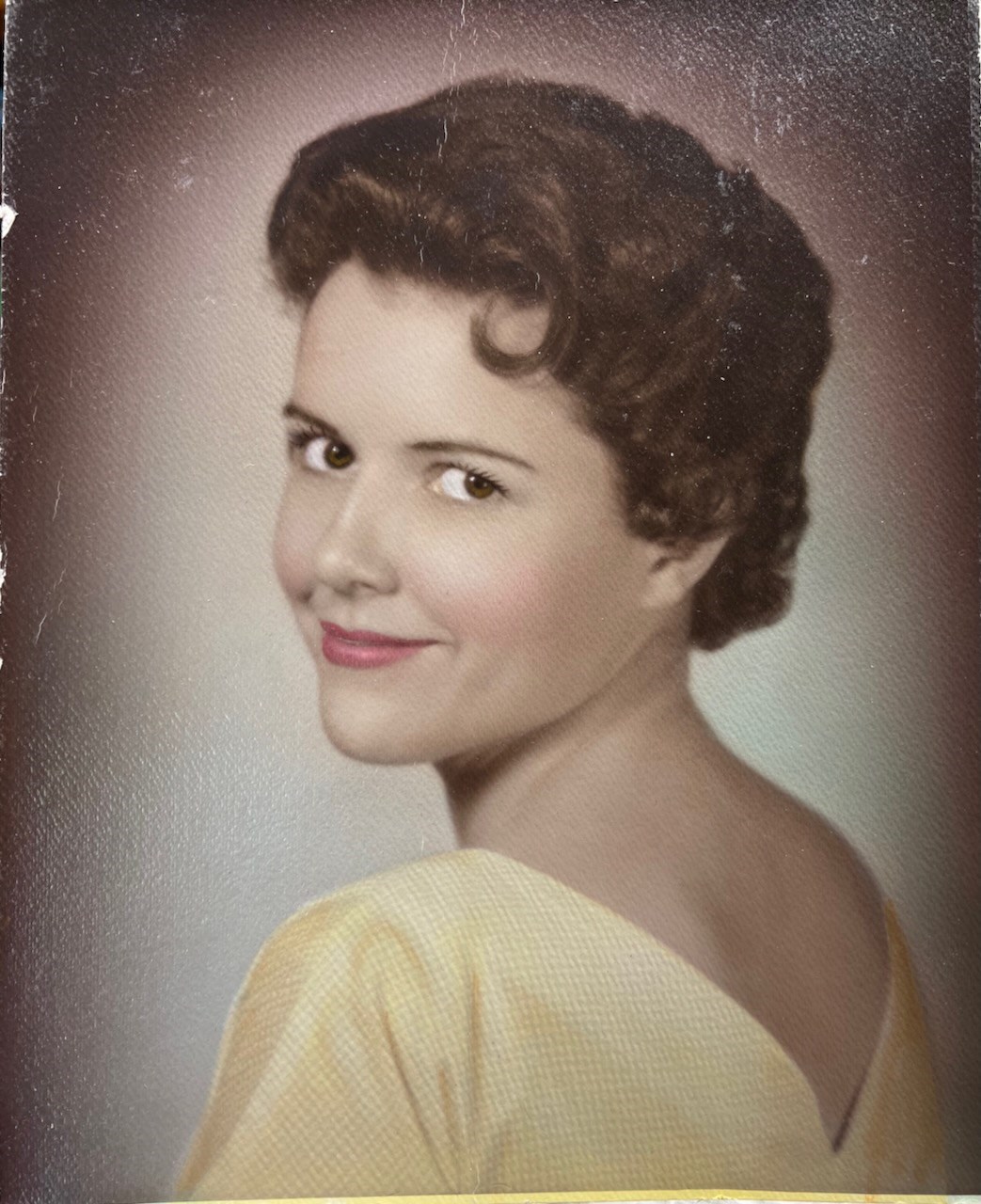 Obituary of Patsy Vanette (Martin) Kinsella