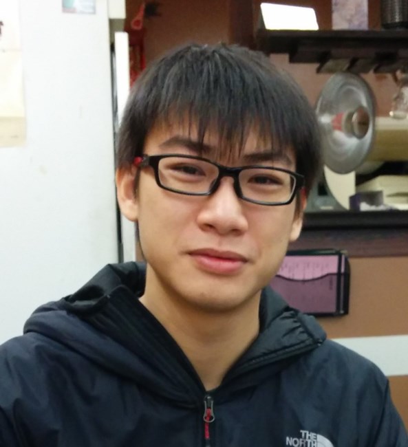 Obituario de Mr. Yujun Hui