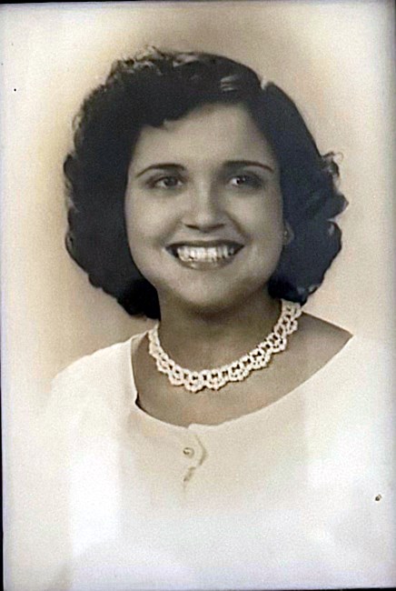 Obituary of Ofelia Elena Muniz