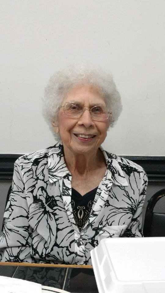 Obituary of Betty W Green