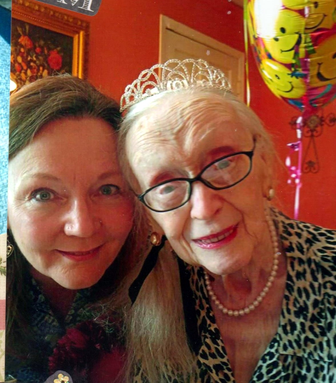 Sheila Spearman's Instagram, Twitter & Facebook on IDCrawl