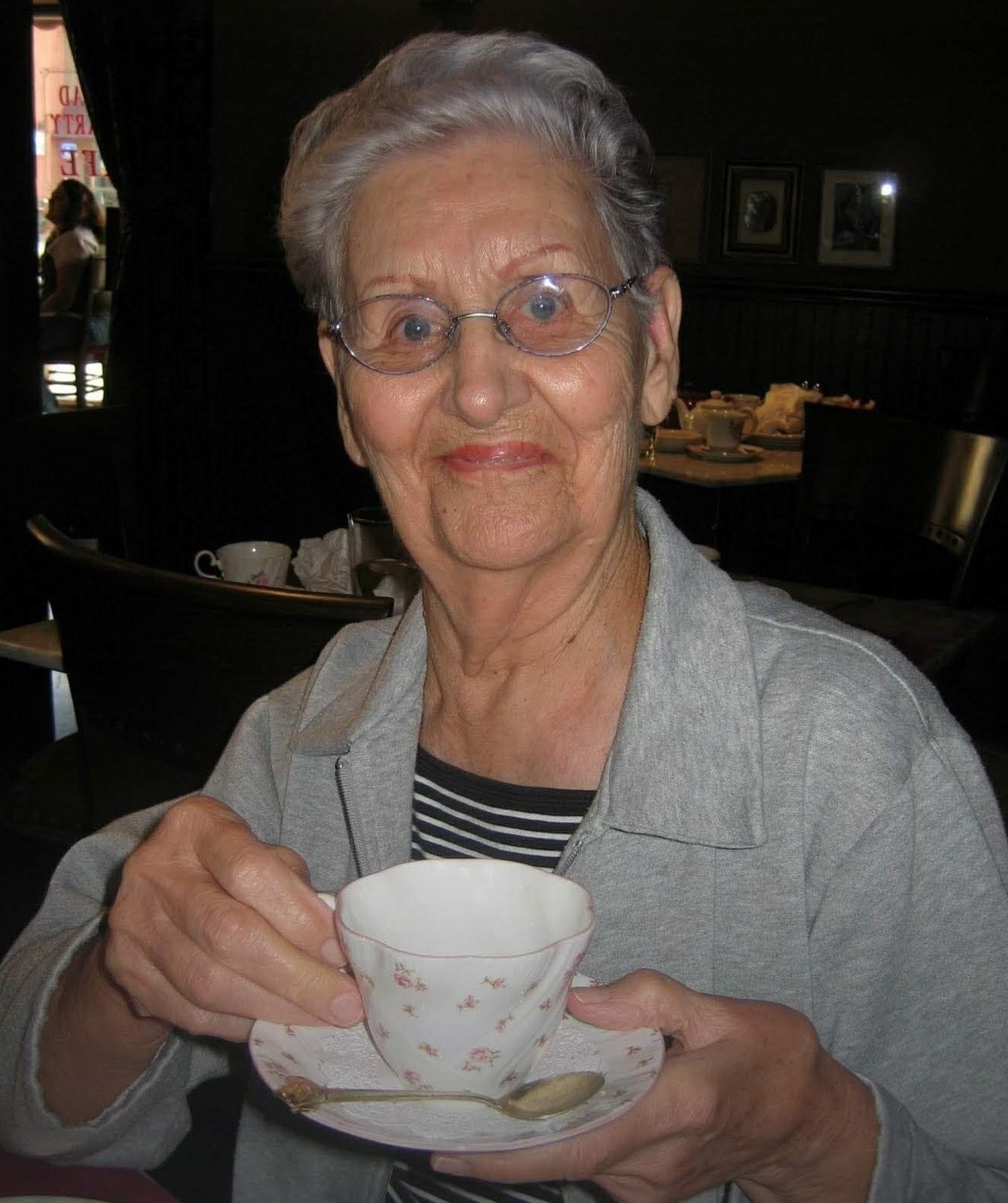Southern Oaks Obituaries: Family Histories Revealed - bvfm5i4