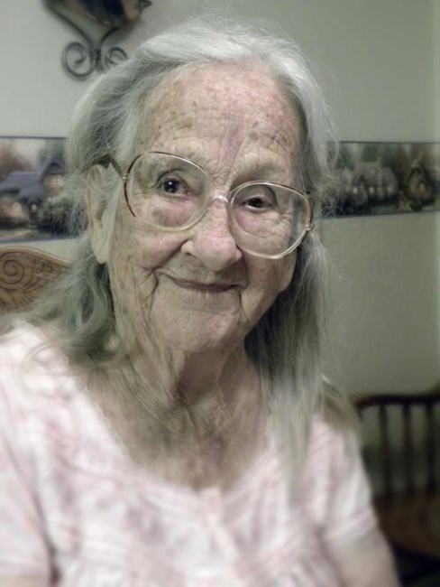 Obituario de Freda F Campbell