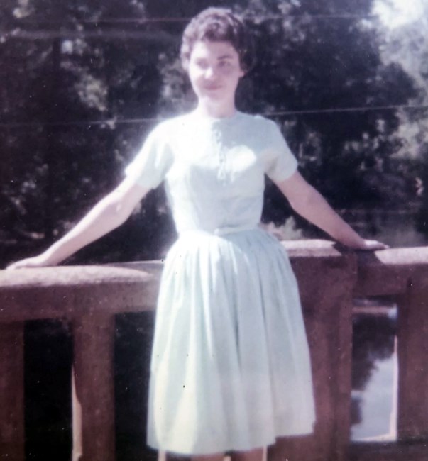 Obituary of Freda Shuford Warlick