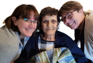 Obituary of Kathryn Lee Hinds Reynolds