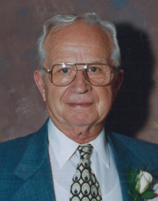 Obituary of Lloyd E. Hawn