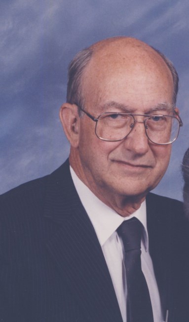 Obituary of Max Darryl Holland