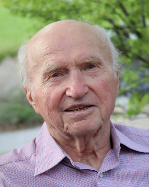 Obituario de Mr. Kenneth Bourak