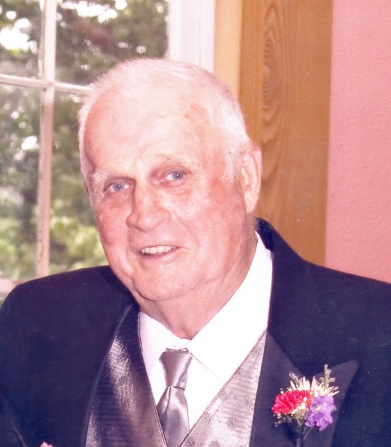 Avis de décès de Mearle A Henderson