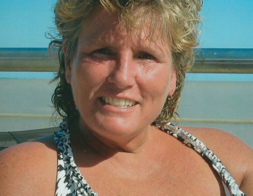 Obituary of Tracey Anne Heddle