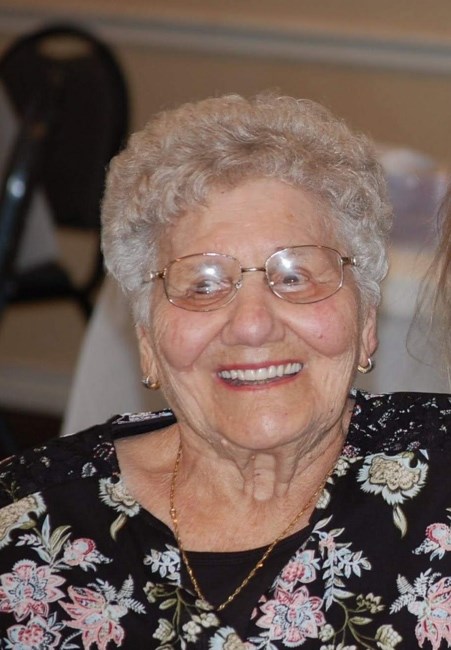 Obituary of Dorothy Nell Scott White