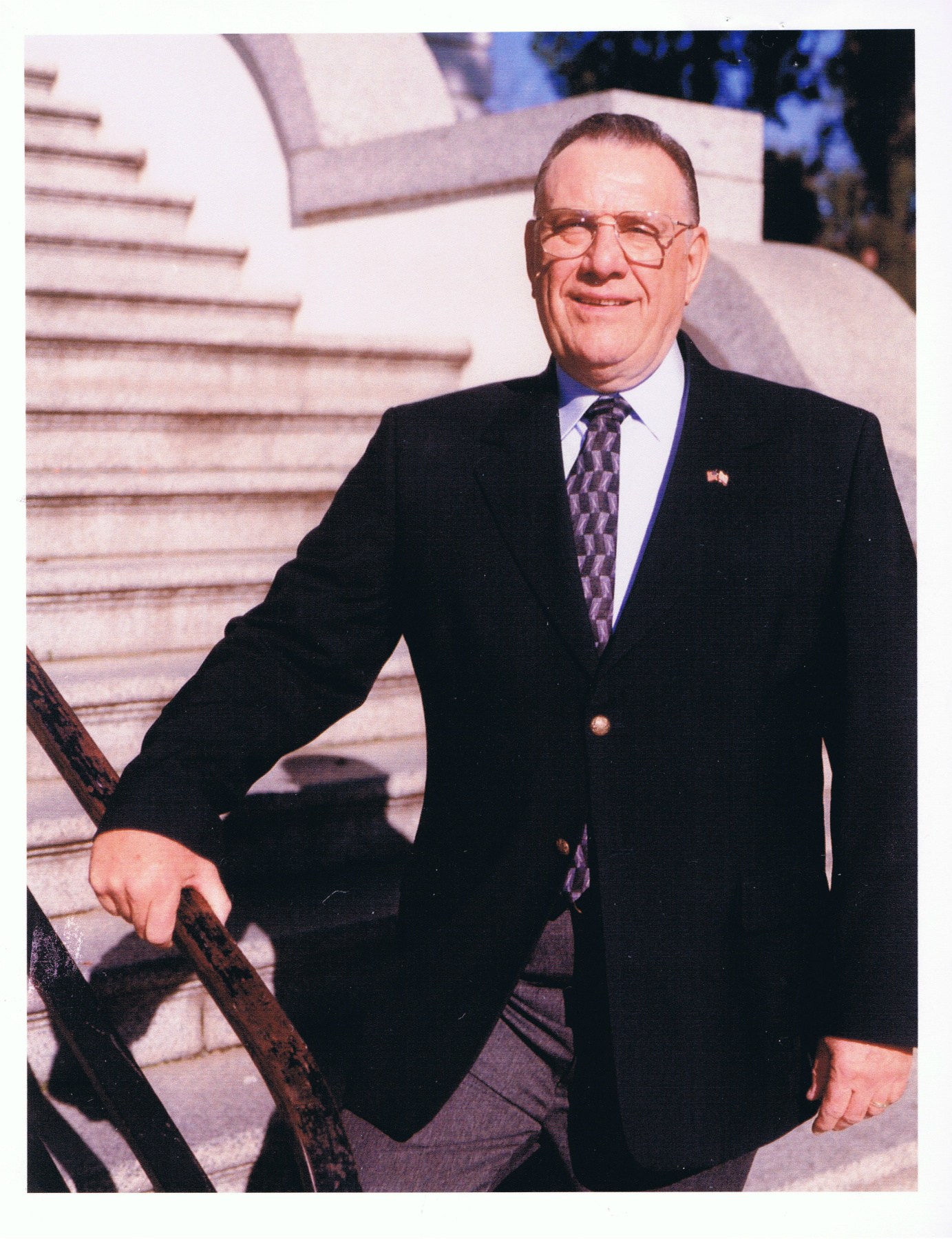 Obituary of Earl Warren Downey