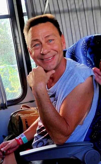 Avis de décès de Allen Gene VanDyke