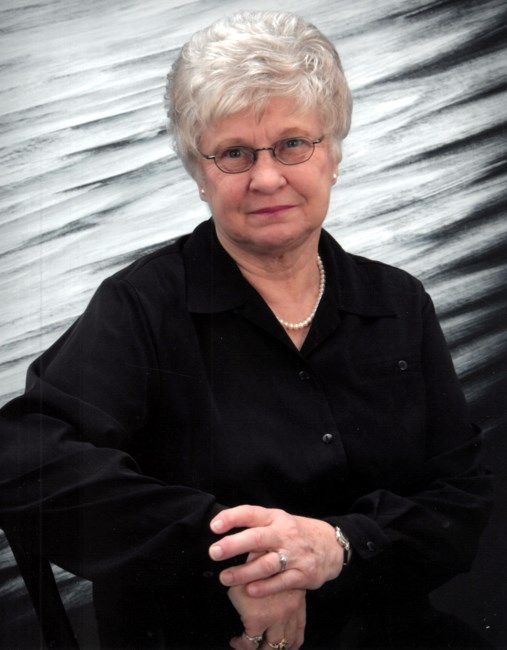 Obituary of Gladys Maxine (Rolfsmeyer) Helm