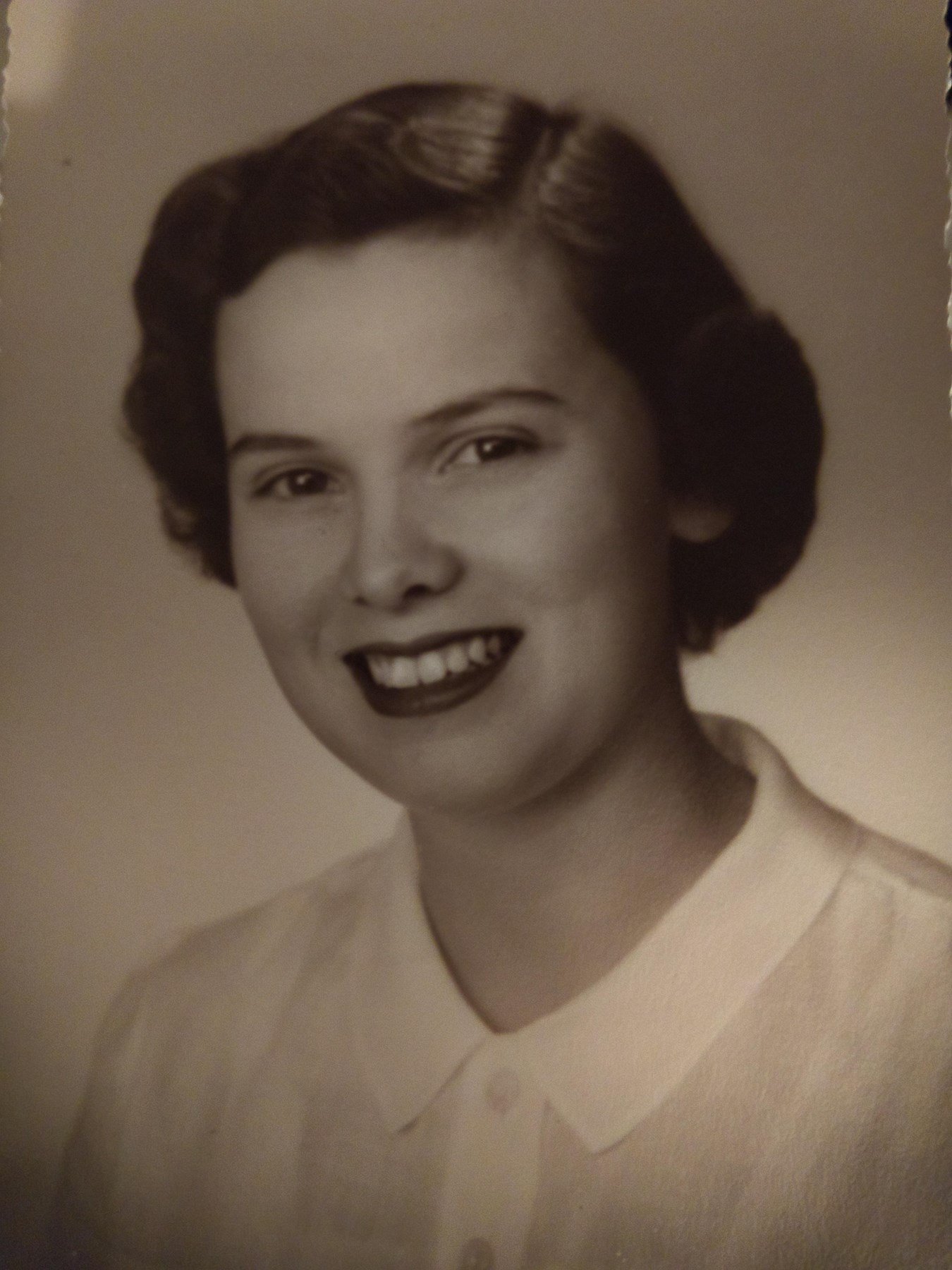 Obituary of Lois Thrasher Agnor Smith