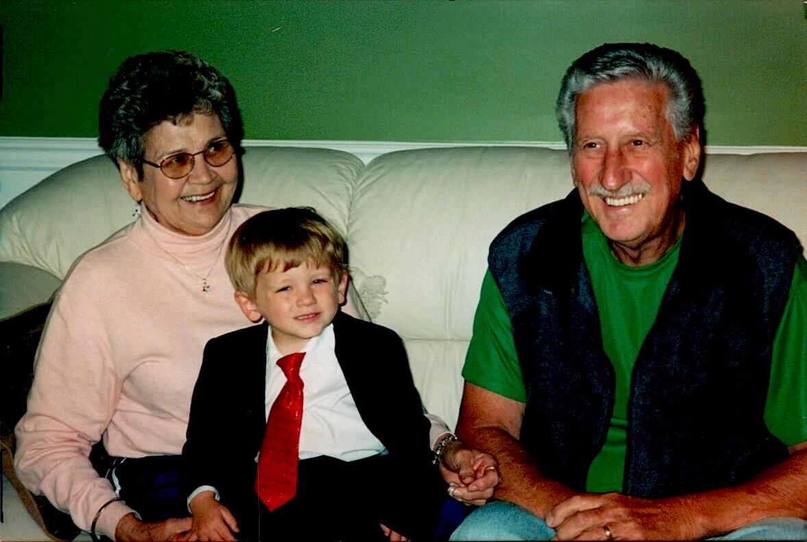 Obituario de Gene W Whorley